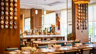 A photo of Mosaic Restaurant - Crowne Plaza Muscat OCEC restaurant