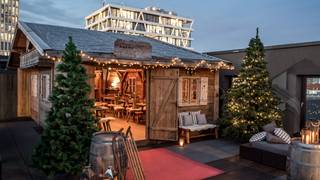 Celebrate Christmas at the AMANO Chalet! foto