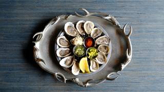 Oyster Sundays at Hunter & Co. photo