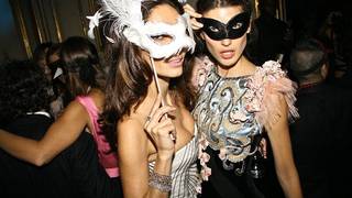 ✨ New Year’s Eve Masquerade Ball at MaKiin ✨ Photo