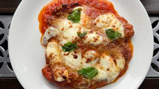 Chicken Parm | $22 foto