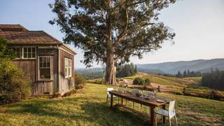 February Cellar Door Experience - Peay Vineyards foto