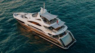 Sollis Sunseeker Superyacht Experience photo