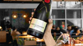 Moet Monday - Discounts on Moet! Foto