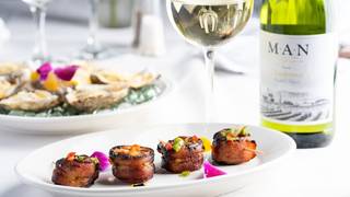 Wine Down Wednesday at Astor’s Table foto