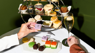 High Tea with Aperol Spritz or Sparkling Wine foto