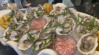 OYSTER HOUR £2張相片