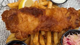 All-you-can-eat Fish & Chips Foto