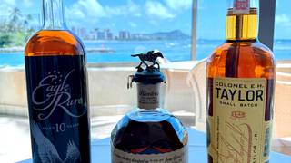 Whiskey By The Sea foto