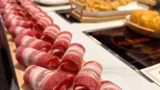 Happy Hour! 31% off on ALL hotpot dishes! foto