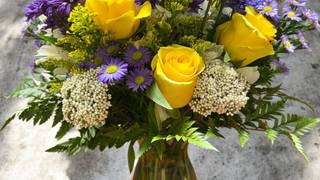Grande Flower Bouquet Photo