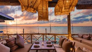 Mother’s Day Dinner at Funky Geisha Cancun foto