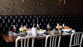 Private Dining at Red Wagon Pizza Company foto