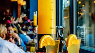 Fitness, Brunch + Chill Foto