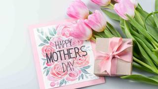 Celebra a Mama con Sabor y Burbujas foto