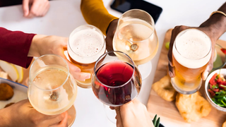 Battle of the Bottles: Beer vs. Wine Dinner foto