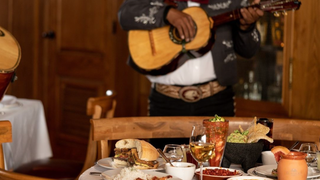 ¡Celebra a mamá con Mariachi! foto