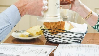 "Sunday Supper" Brunch at King's Arms Tavern Foto