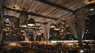 Amor & Champagne: A Night at Taboo Tulum foto