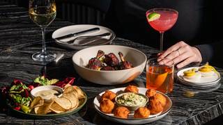 Golden Hour(s) at a.kitchen+bar dc foto