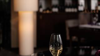Hummer und Champagner Photo