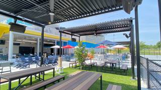 写真（Yard Canopy Happy Hour）