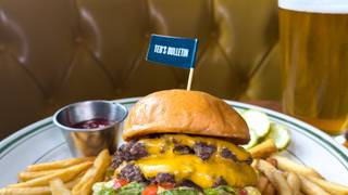 An American classic. Happy Hour served just right. foto