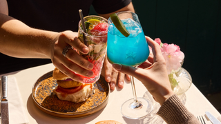 2-for-1 Cocktails - Weekdays foto