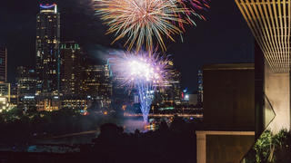 RED, WHITE & BOUGIE foto