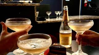 Bubbles, Whites & Wonderful Bites! Photo