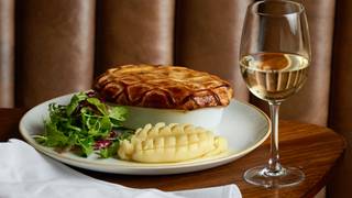 Waterfront Signature Snapper Pie foto