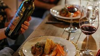 Carter Creek Vine & Dine foto