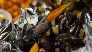 Ü30 Party: Moules & Frites foto