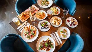 Summerlicious — Prix Fixe & Reduced À la Carte foto
