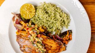 Haywire's Daily Lunch Features foto