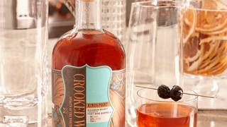 925 x Crooked Water: Six-Course Pairing Experience foto