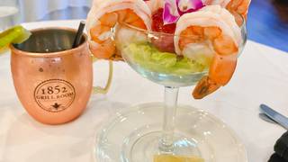 Golden Hour Bites & Sips foto
