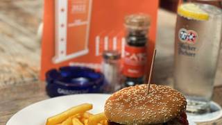Burger Tag im ZAR - immer Montags ab 17 Uhr foto