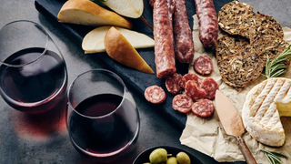 Wine & Charcuterie Class foto