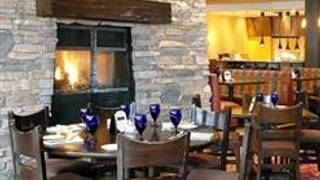 Best Restaurants In Saint Paul Opentable Downtowner Woodfire Grill