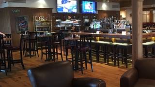 Best Restaurants In Lake Zurich Opentable Countyline Tavern