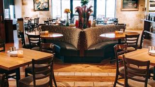 Best Restaurants In Northbrook Opentable Best American Restaurants In Northbrook