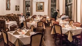 Best Restaurants In Downtown Memphis Opentable Best American Restaurants In Downtown Memphis