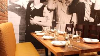 Best Restaurants In Seaport Opentable Best American Restaurants In Seaport