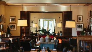 Best Restaurants In Ojai Opentable Finch Fork Corner Grill Tails