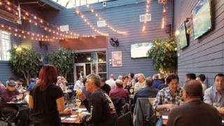 Best Restaurants In Farmingdale Opentable Best American Restaurants In Farmingdale