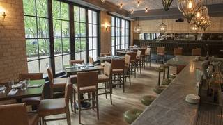 Best Restaurants In River North Chicago Opentable Beacon Tavern