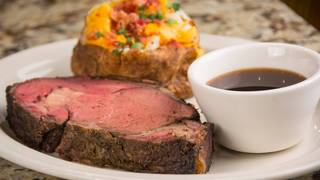 Best Restaurants In Indianapolis Opentable Charleston S Restaurant Carmel