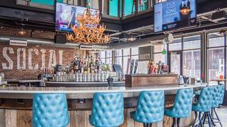 Best Restaurants In Cleveland Opentable Best American Restaurants In Cleveland