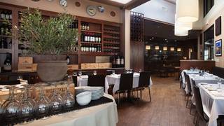 Best Restaurants In North Hills Opentable Best Italian Restaurants In North Hills